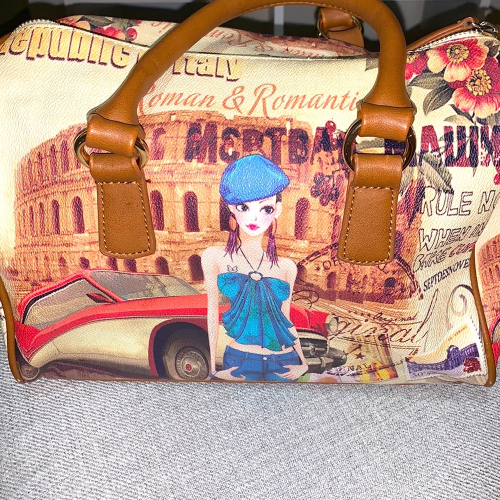 Graphic bag